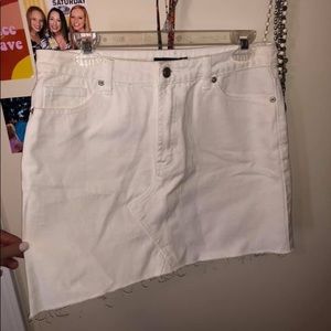 White forever21 jean skirt